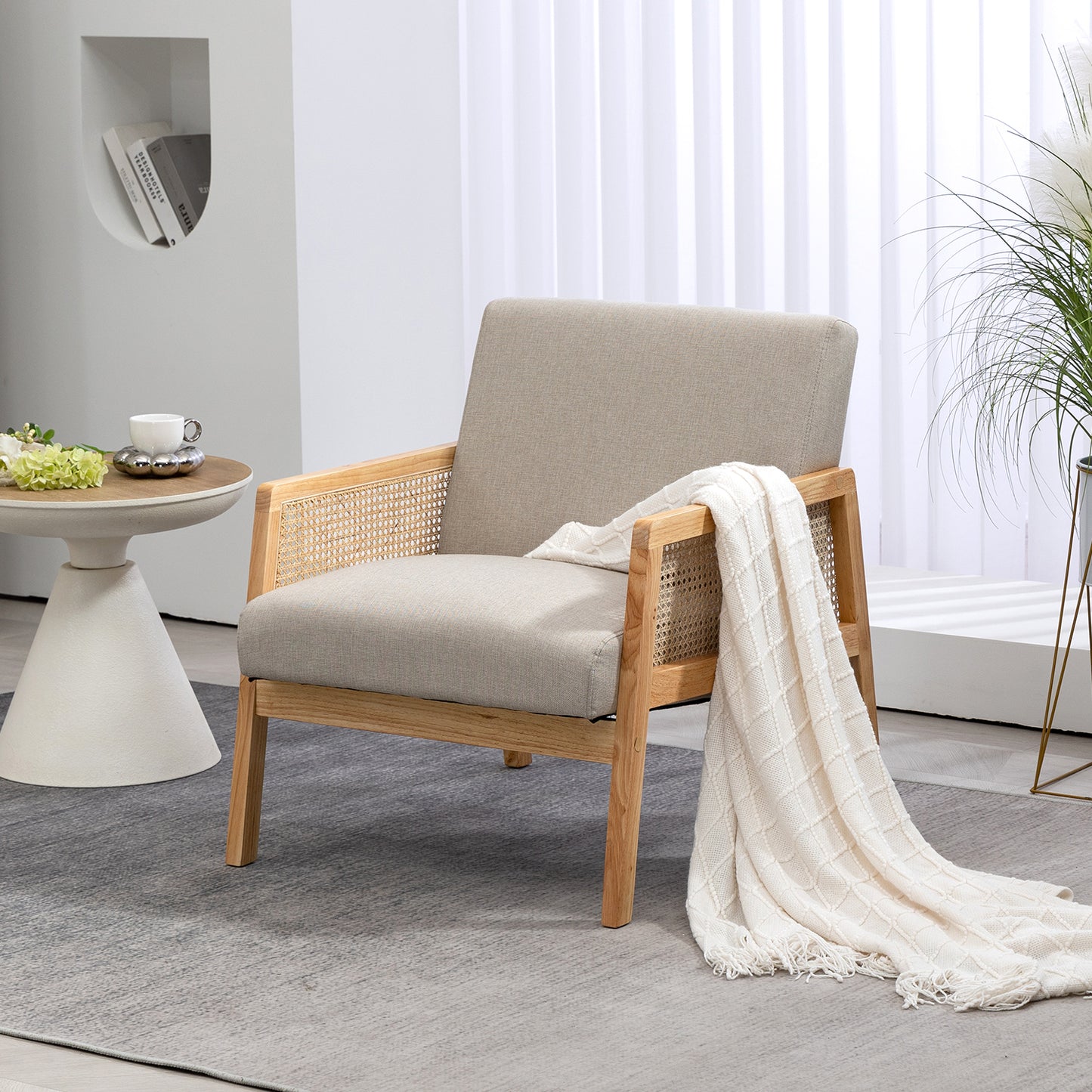 Sillón Moderno Individual con Tapizado de Malla de Ratán y Estructura de Madera Color Beige