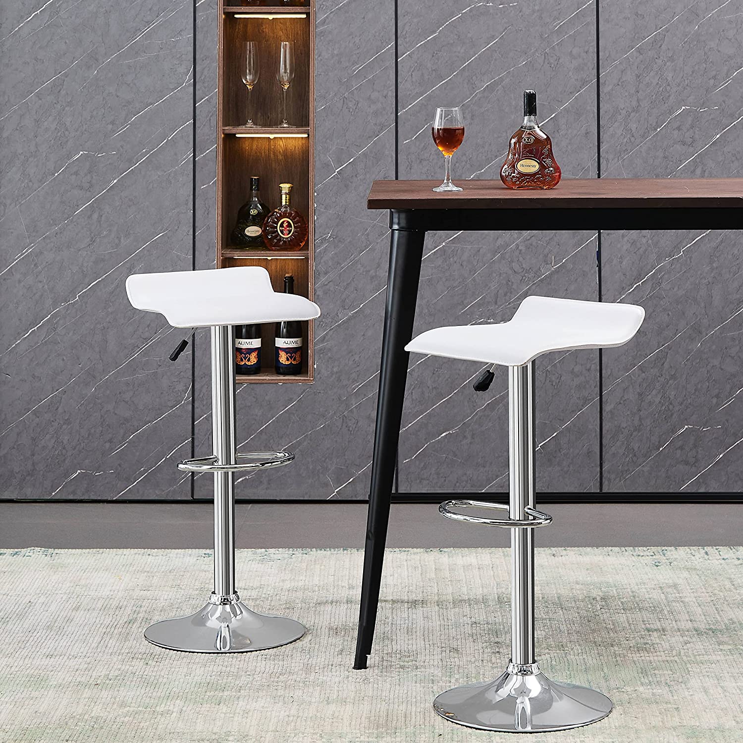 Juego de 2 Taburetes de Bar de Diseño Moderno Ajustables y Giratorios con Cojín de Asiento Aerodinámico Negro Blanco