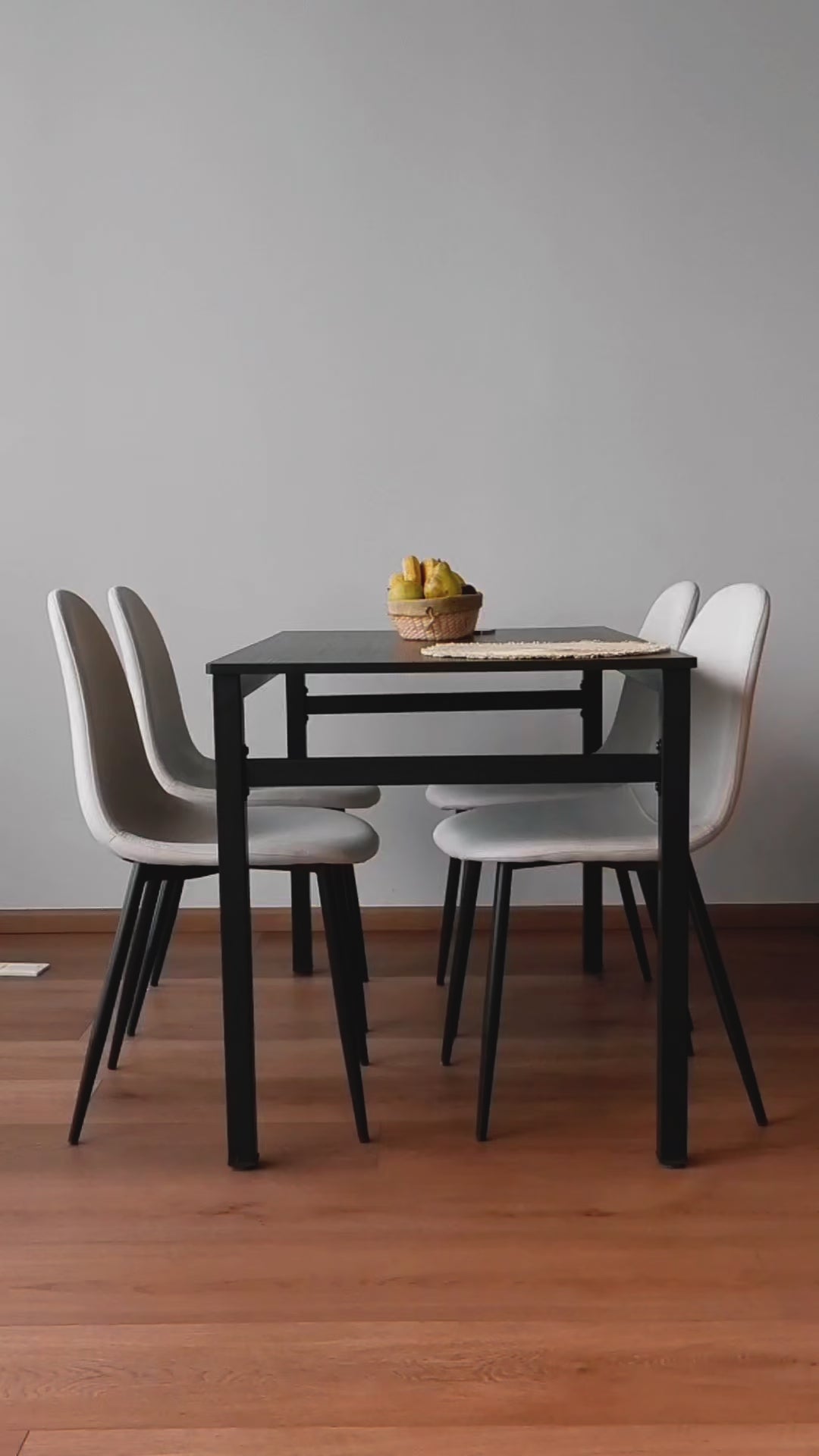 Mesa de Comedor 4-6 Personas Pies de Metal de Tubo de Hierro Estilo Moderno Todo Negro