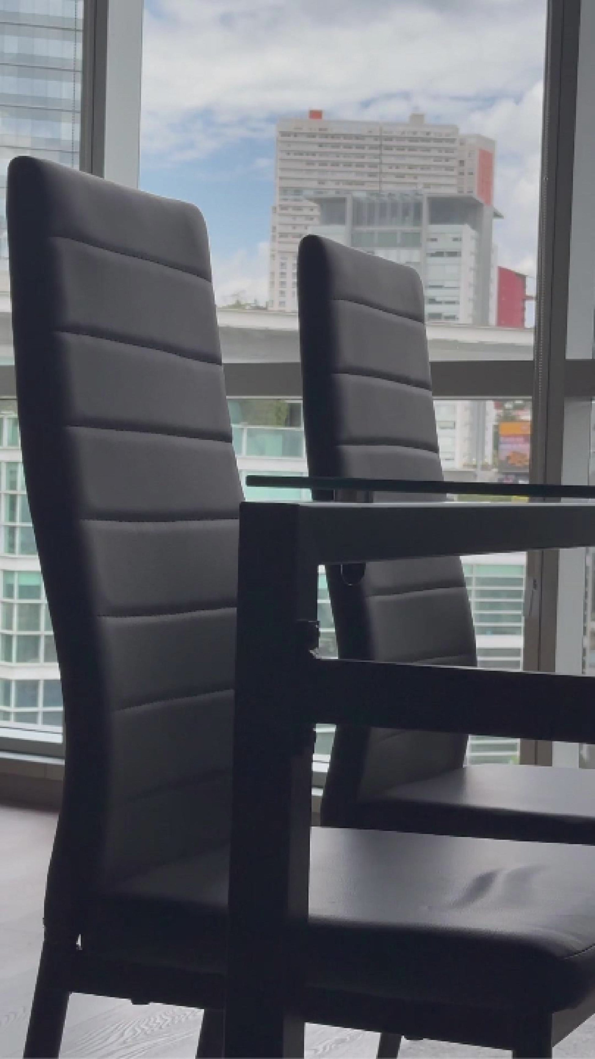 Silla de Comedor de Cuatro Piezas Diseño Simple sin Brazos y con Respaldo Alto Negro