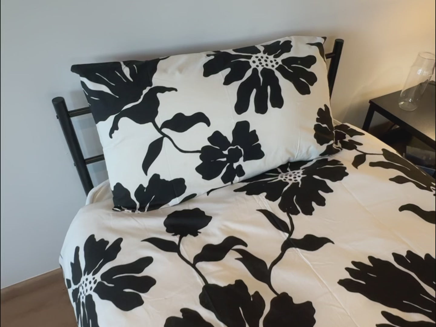 Base de Cama Individual de Metal